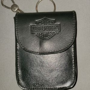 Harley Davidson playing card holder. New. Never used. Cards are unopened.